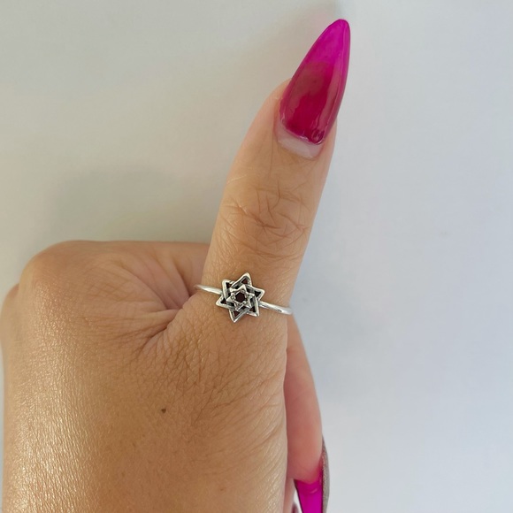 Sterling silver star ring, star ring, silver star ring, dainty ring, silver ring - Picture 1 of 11